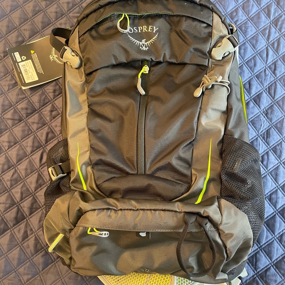 NWT Osprey backpack - Stratos 24 Black